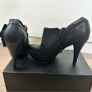 Women's Black Platform High-Heel Ankle Booties